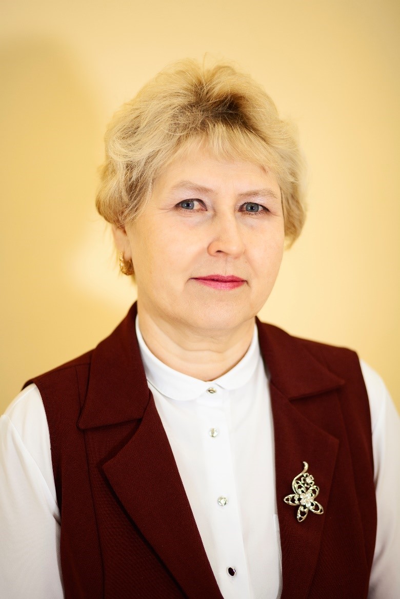 Ляхова Светлана Максимовна.